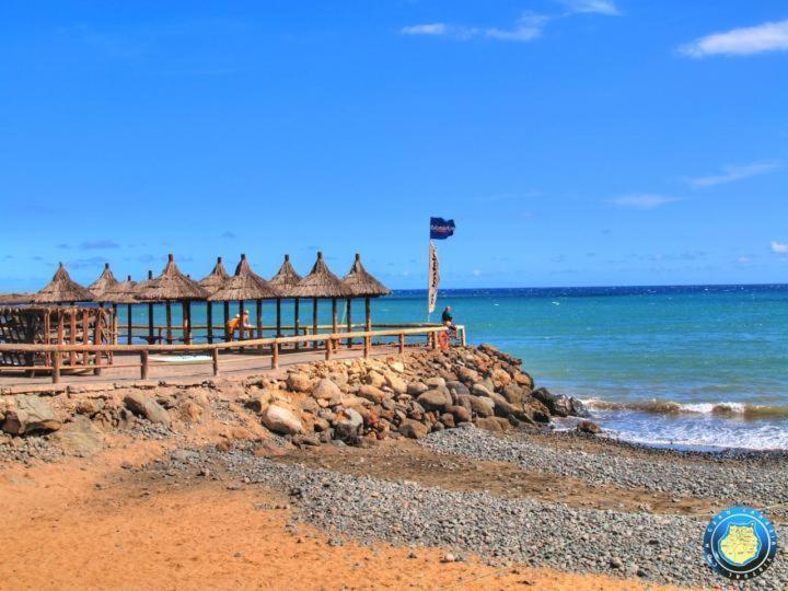 Moderno Apartamento Con Vistas Al Mar Playa Del Aguila  Exterior photo