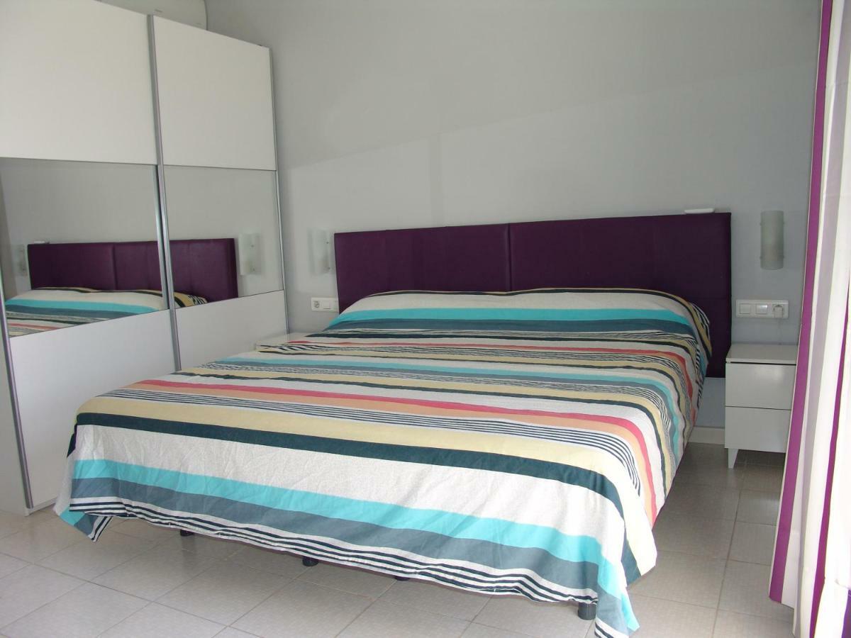 Moderno Apartamento Con Vistas Al Mar Playa Del Aguila  Exterior photo